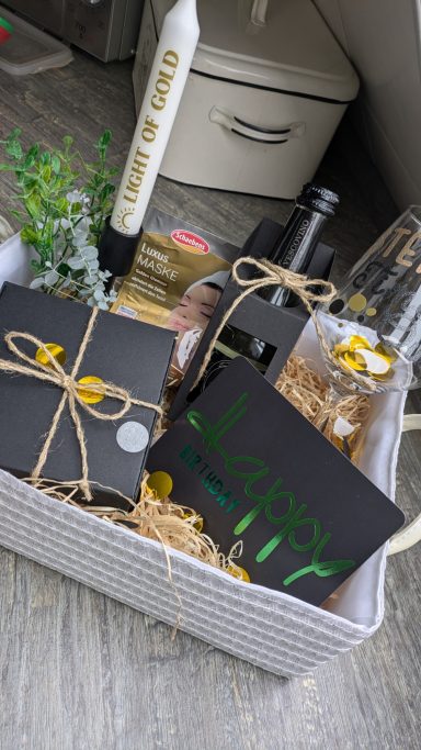 Birthday Box "golden black"